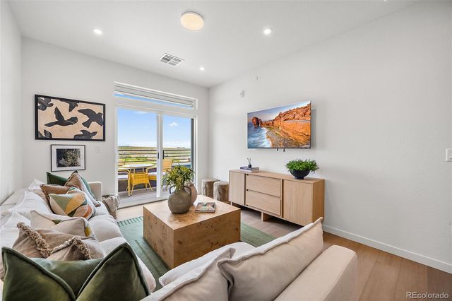 11960 Soprano Circle 102, Lone Tree, CO 80134