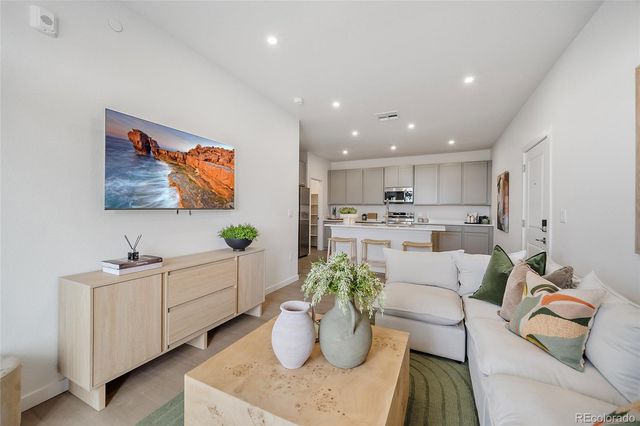 11960 Soprano Circle 102, Lone Tree, CO 80134