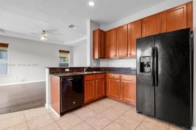 2242 NE 41st Ave, Homestead, FL 33033