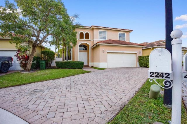 2242 NE 41st Ave, Homestead, FL 33033