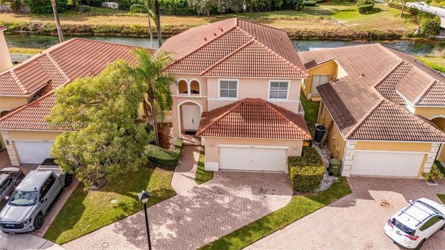 2242 NE 41st Ave, Homestead, FL 33033