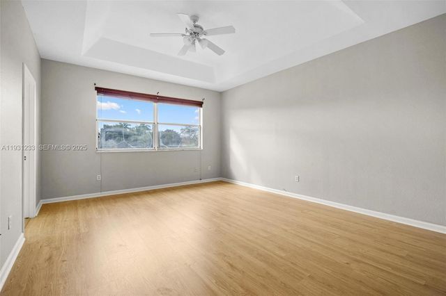 2242 NE 41st Ave, Homestead, FL 33033