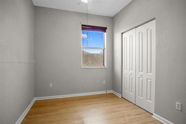 2242 NE 41st Ave, Homestead, FL 33033