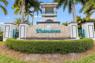 2242 NE 41st Ave, Homestead, FL 33033