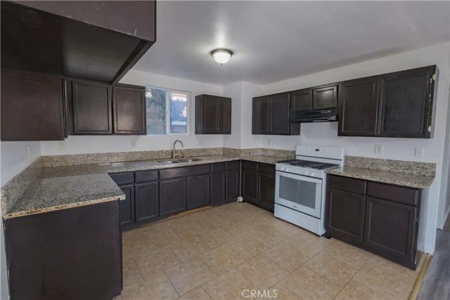 149 W Colden, Los Angeles, CA 90003