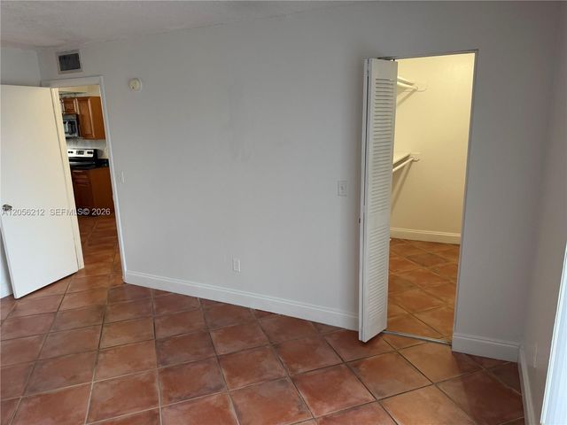 1801 S Treasure Drive 510, North Bay Village, FL 33141