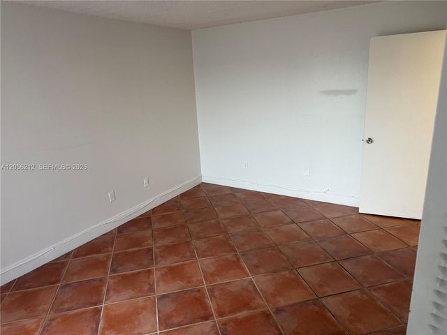 1801 S Treasure Drive 510, North Bay Village, FL 33141