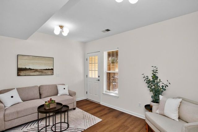 640 Huffine Manor Cir, Franklin, TN 37067