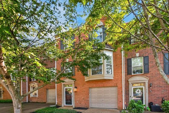 640 Huffine Manor Cir, Franklin, TN 37067