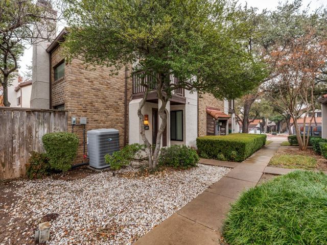 18040 Midway Road 189, Dallas, TX 75287