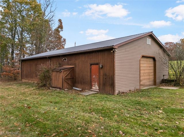 2081 Waynesburg Road NW, Carrollton, OH 44615