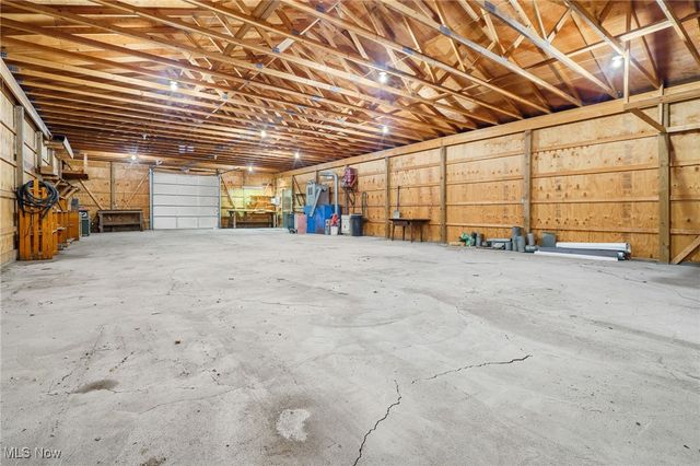 2081 Waynesburg Road NW, Carrollton, OH 44615