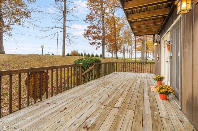 2081 Waynesburg Road NW, Carrollton, OH 44615