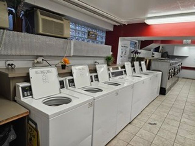 7337 S South Shore Drive 514, Chicago, IL 60649