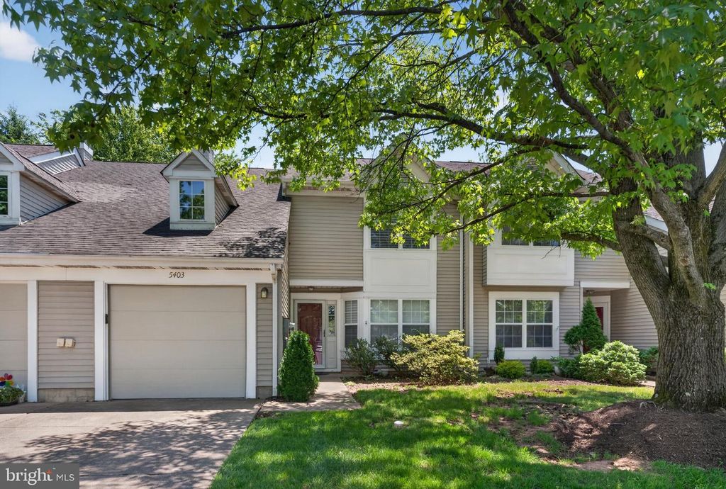 5403 PLANTATION CT, North Wales, PA 19454