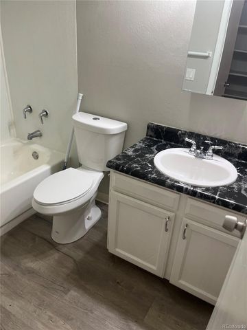 2435 S Xanadu Way C, Aurora, CO 80014