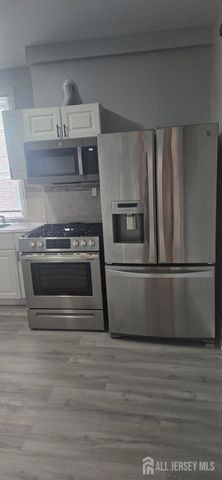 272 Market Street 1st, Perth Amboy, NJ 08861