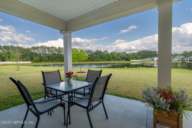 12897 LOGANS WALK Lane, Jacksonville, FL 32218