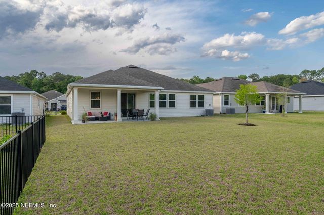 12897 LOGANS WALK Lane, Jacksonville, FL 32218