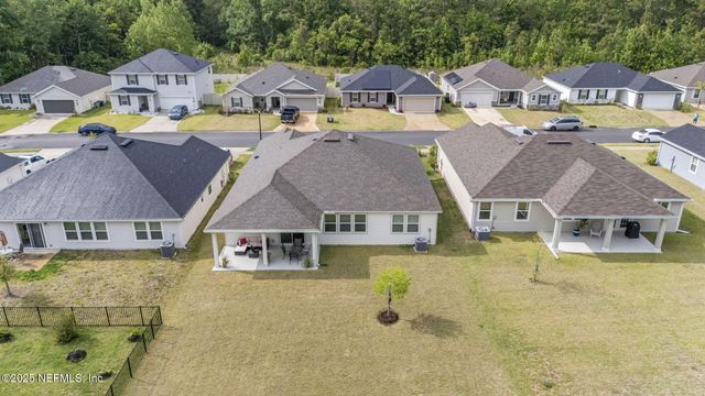 12897 LOGANS WALK Lane, Jacksonville, FL 32218