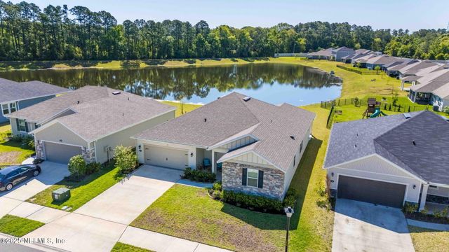 12897 LOGANS WALK Lane, Jacksonville, FL 32218