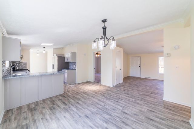 11327 N 550 E 7, Demotte, IN 46310