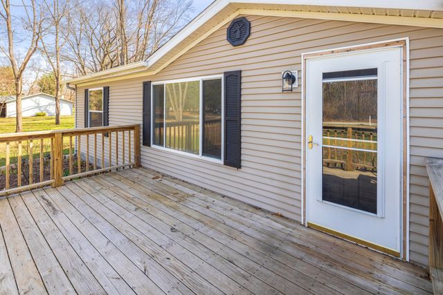 11327 N 550 E 7, Demotte, IN 46310