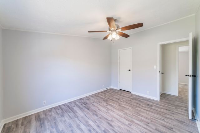 11327 N 550 E 7, Demotte, IN 46310