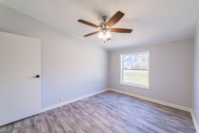 11327 N 550 E 7, Demotte, IN 46310