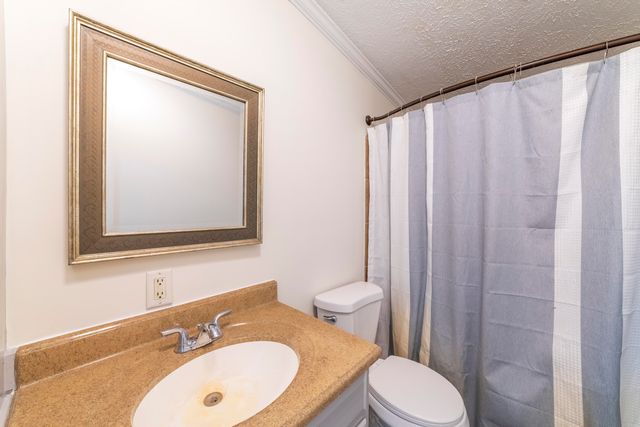 11327 N 550 E 7, Demotte, IN 46310