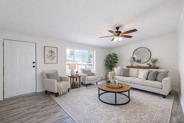 11327 N 550 E 7, Demotte, IN 46310