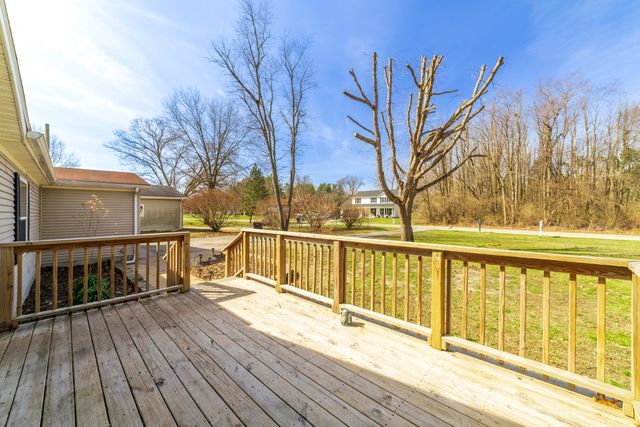 11327 N 550 E 7, Demotte, IN 46310