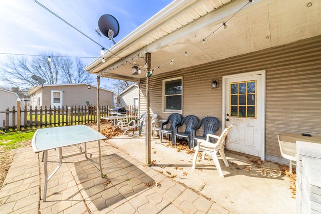 11327 N 550 E 7, Demotte, IN 46310