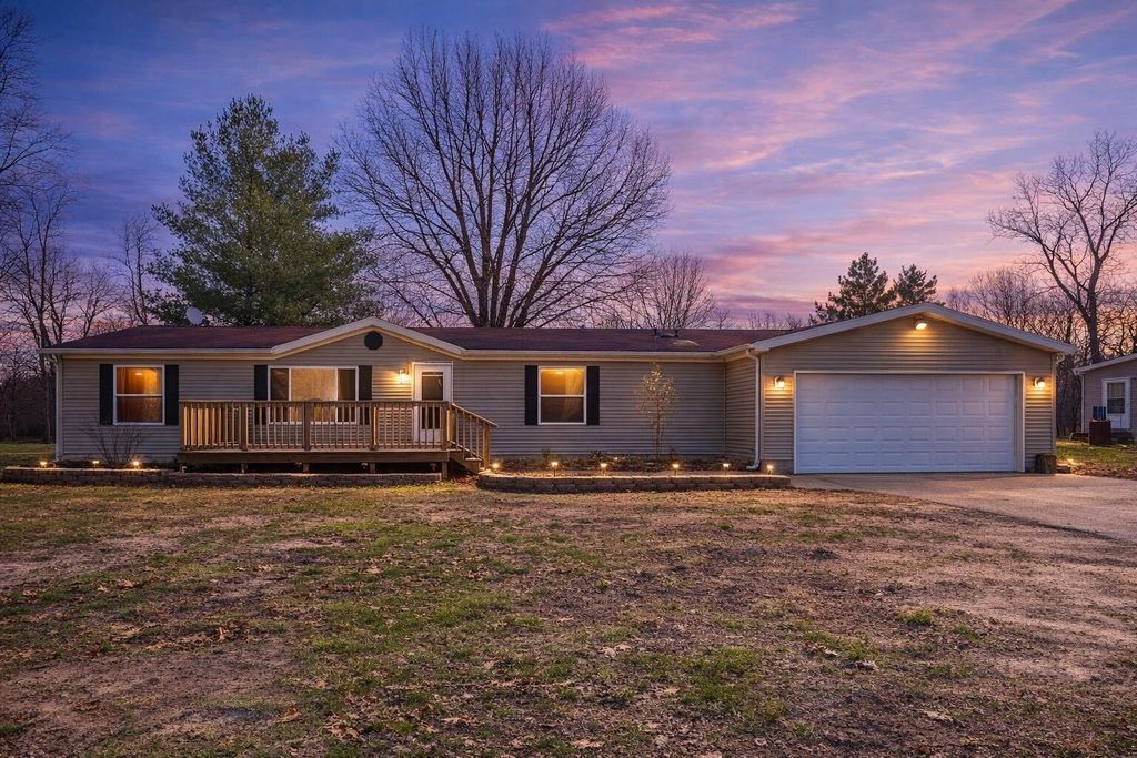 11327 N 550 E 7, Demotte, IN 46310