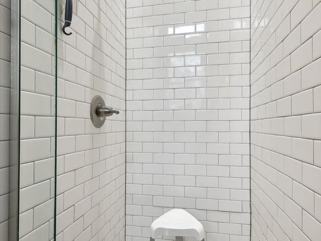 223 Oklahoma Avenue, Pottsboro, TX 75076