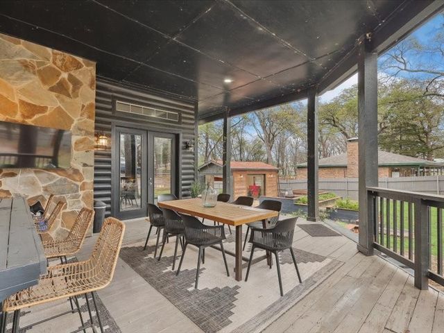 223 Oklahoma Avenue, Pottsboro, TX 75076