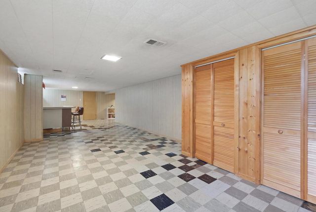 8531 W Agatite Avenue, Chicago, IL 60656