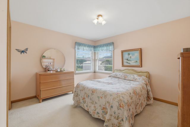 8531 W Agatite Avenue, Chicago, IL 60656