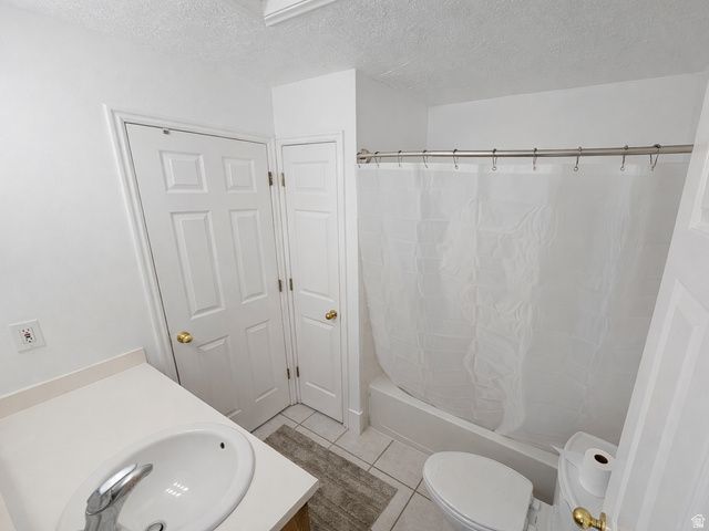 8464 S MEADOWLARK LN, West Jordan, UT 84088