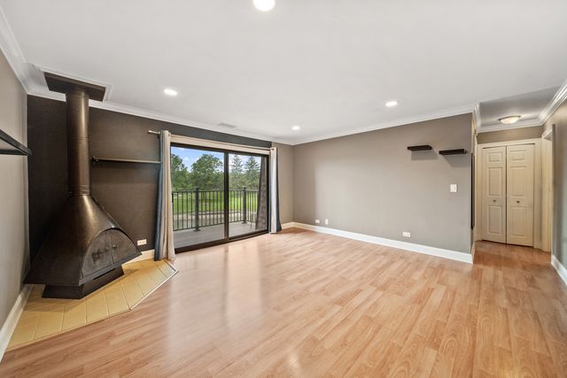 621 Tralee Court 3C, Schaumburg, IL 60193