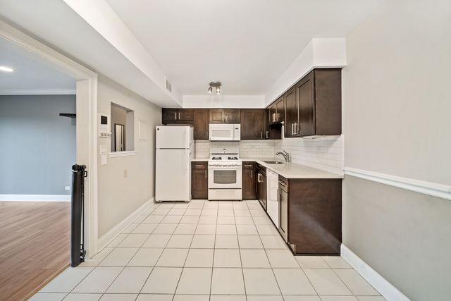 621 Tralee Court 3C, Schaumburg, IL 60193