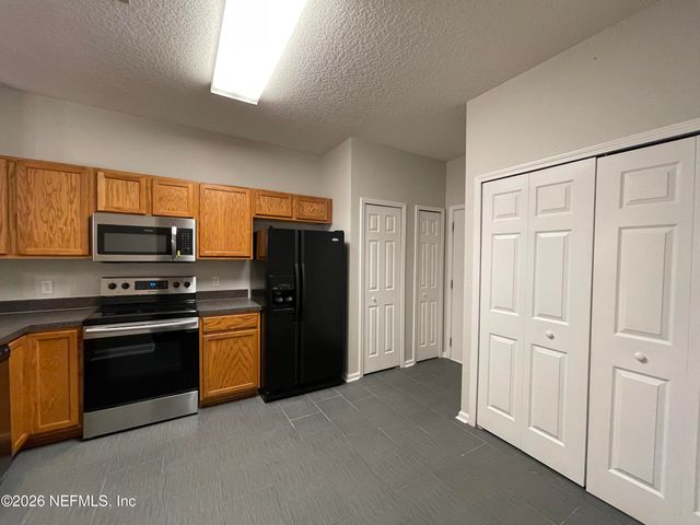 7931 MELVIN Road, Jacksonville, FL 32210