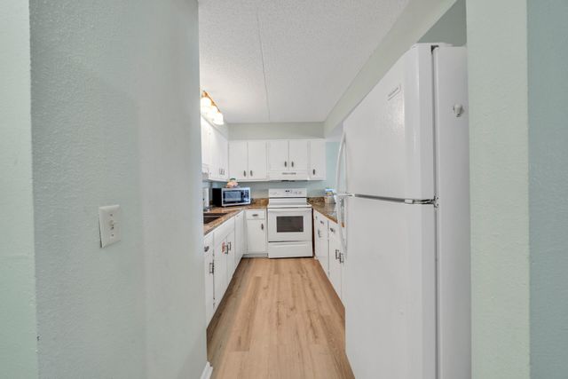 676 Santa Rosa Boulevard, UNIT 4D, Fort Walton Beach, FL 32548