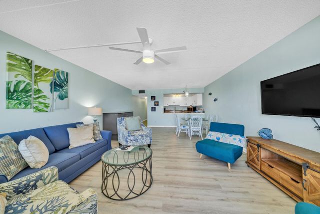 676 Santa Rosa Boulevard, UNIT 4D, Fort Walton Beach, FL 32548