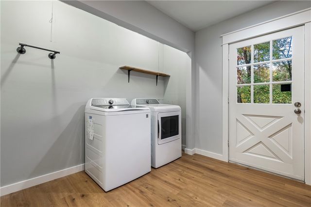 2 Douglas Circle, Bella Vista, AR 72715