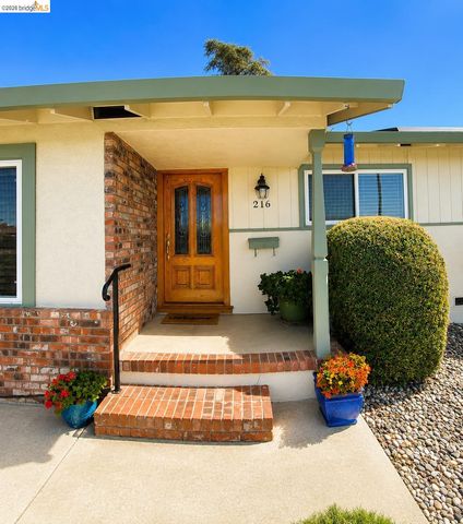 216 Boulder Dr, Antioch, CA 94509