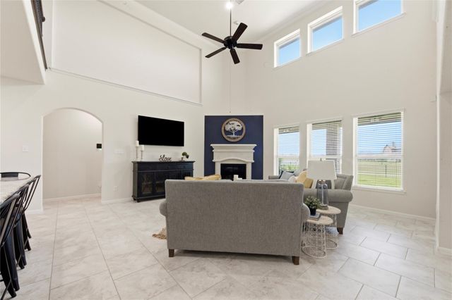 9519 Wheatfield Lane, Rosenberg, TX 77469