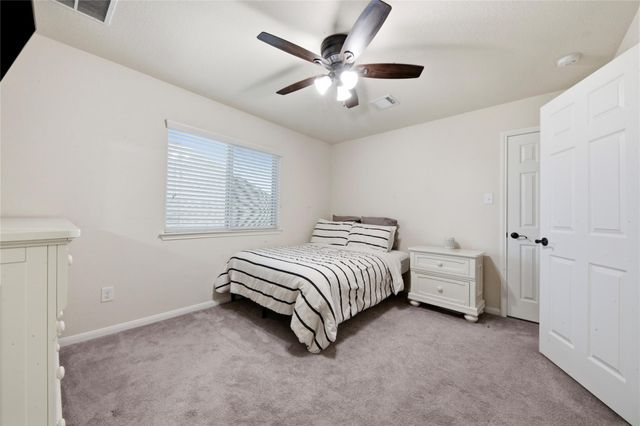 9519 Wheatfield Lane, Rosenberg, TX 77469