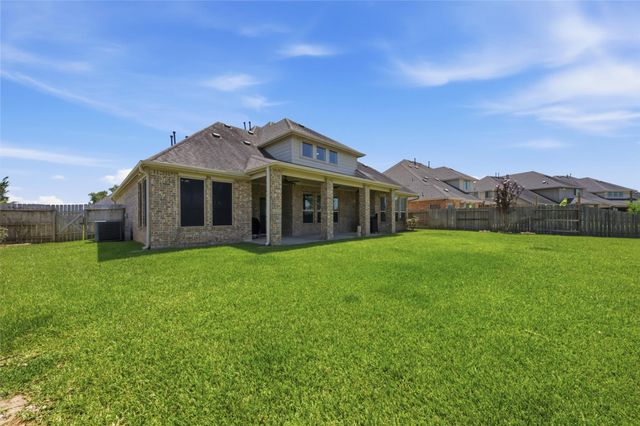 9519 Wheatfield Lane, Rosenberg, TX 77469