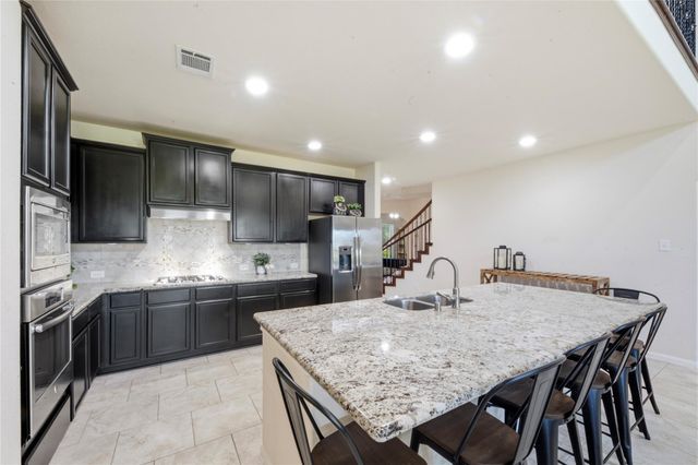 9519 Wheatfield Lane, Rosenberg, TX 77469